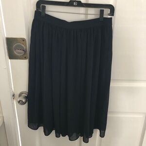 H&M Dark Navy Blue Skirt Lined size 12 large Midi Mid Length